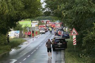 快船VS雷霆述评：横刀立马！卡乔无限背身要球 锋线差距没法玩